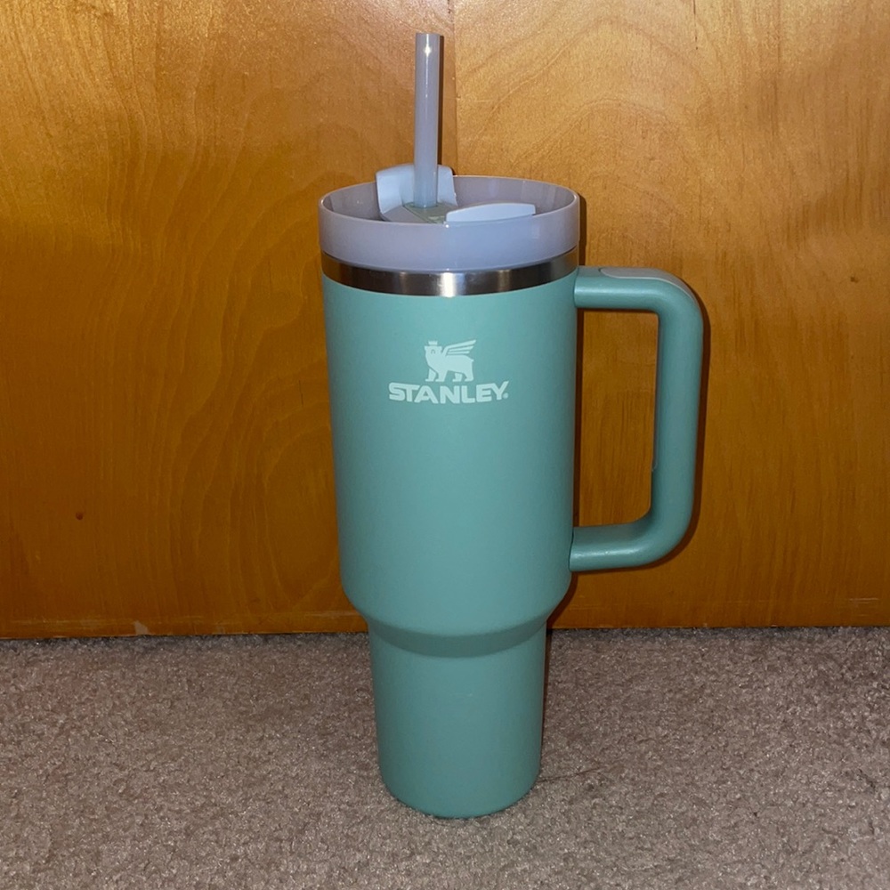 Stanley 40oz tumbler
